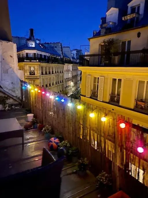 Charming Terrace In 2 Апартаменты Париж